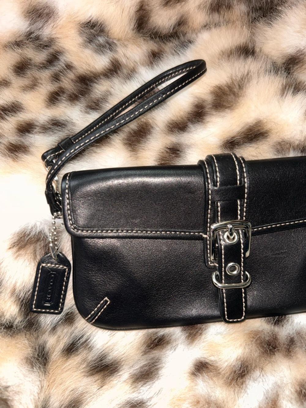 Coach Soho Black Leather Wristlet with Silver Buckle - Picture 3 of 14